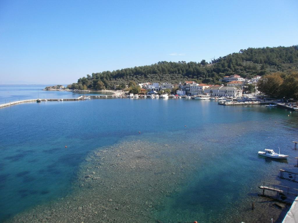 ホテル Dionyssos タソス エクステリア 写真